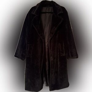 Jolie & Joy Sz Large Black Faux Fur Open Trench Coat w/ side pockets